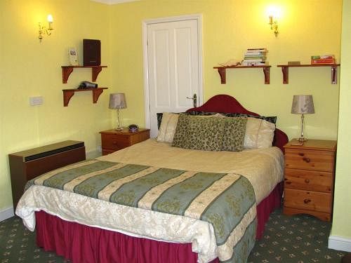Penrose Bed & Breakfast
